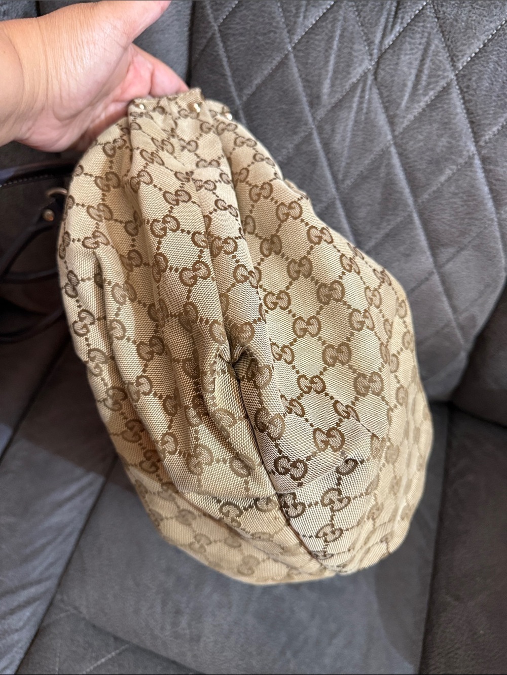 Gucci Monogram Canvas Shoulder Bag in Beige and Brown - Picture 5 of 10